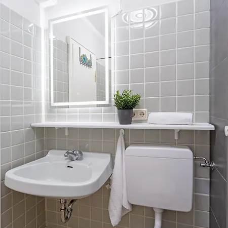 Klar Schiff Apartman