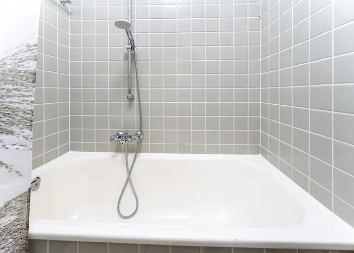 Klar Schiff Apartman *